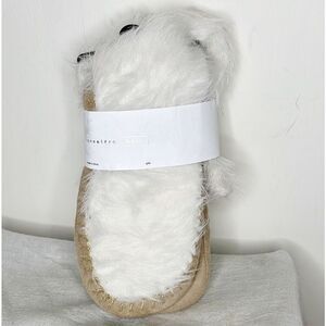 Anthropologie Hansel From Basel Cozy Slipper Cream Nwt Size S/M Furry Sock